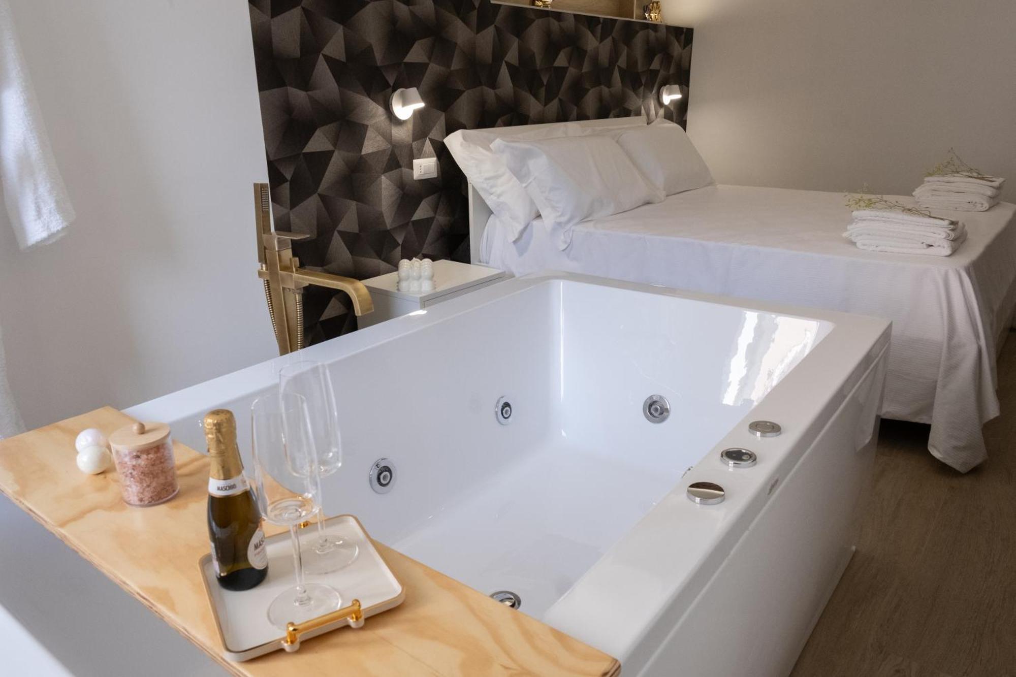 Coraline Deluxe Rooms Castellammare di Stabia Zewnętrze zdjęcie