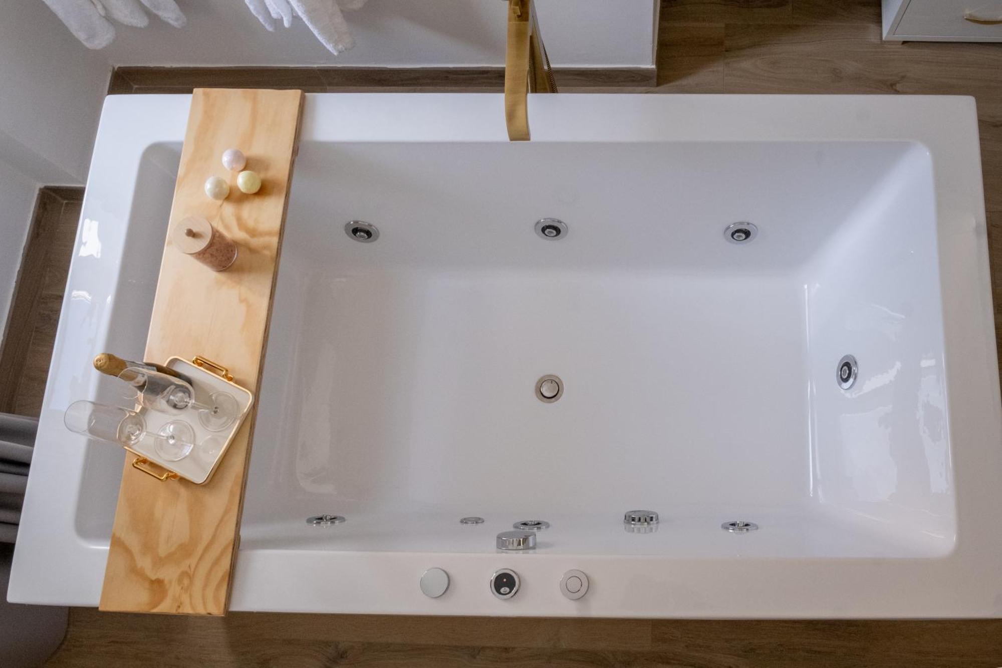 Coraline Deluxe Rooms Castellammare di Stabia Zewnętrze zdjęcie