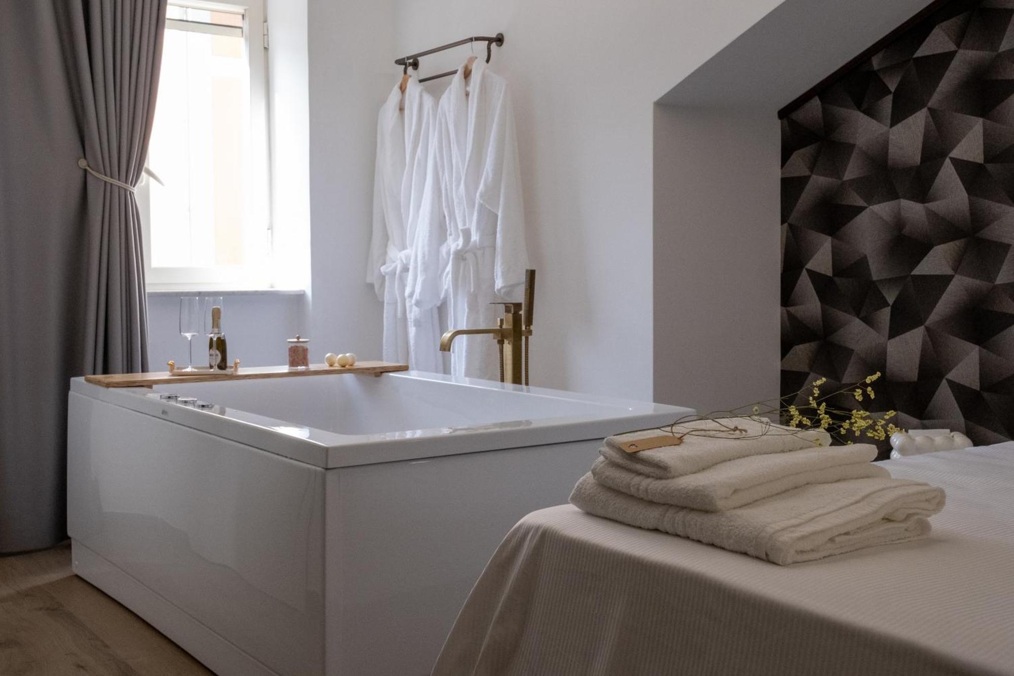 Coraline Deluxe Rooms Castellammare di Stabia Zewnętrze zdjęcie