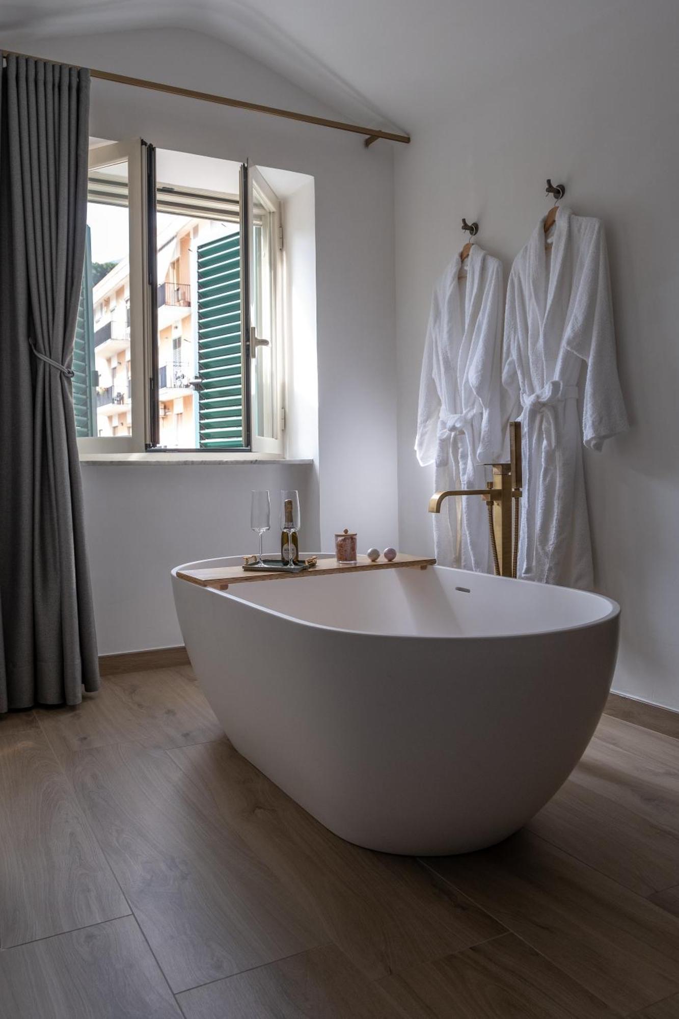 Coraline Deluxe Rooms Castellammare di Stabia Zewnętrze zdjęcie